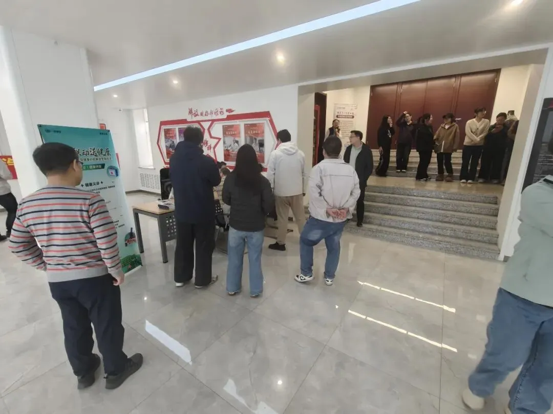 营销总部召开健康主题月暨驻外志愿服务团队成立启动会