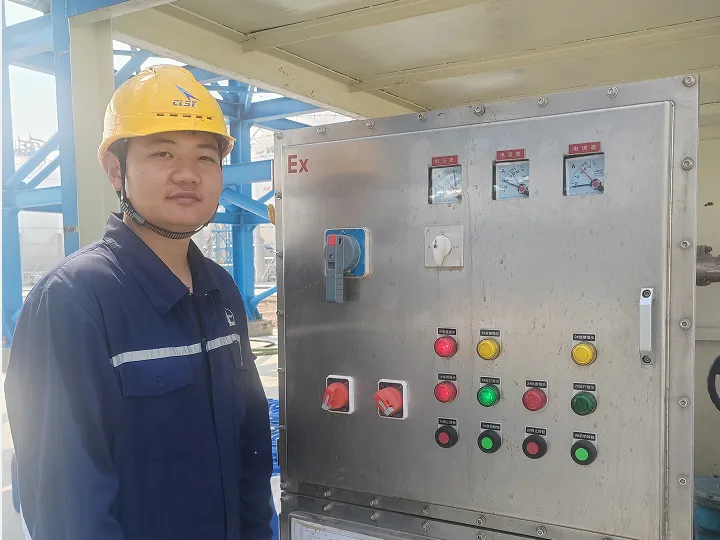 群星耀设研 ④ | “特级营销明星”杨攀:五年深耕市场,以专业与真诚赢得客户信任