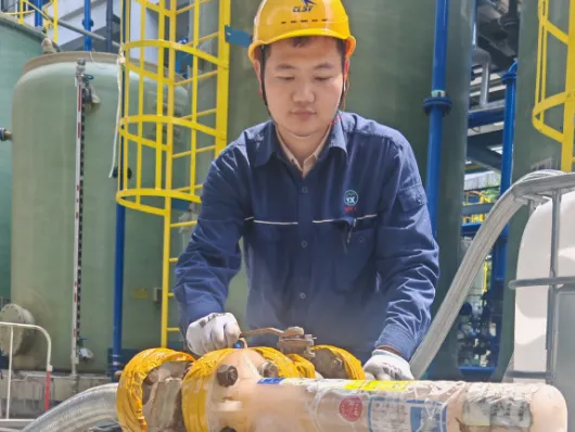 群星耀设研 ④ | “特级营销明星”杨攀:五年深耕市场,以专业与真诚赢得客户信任