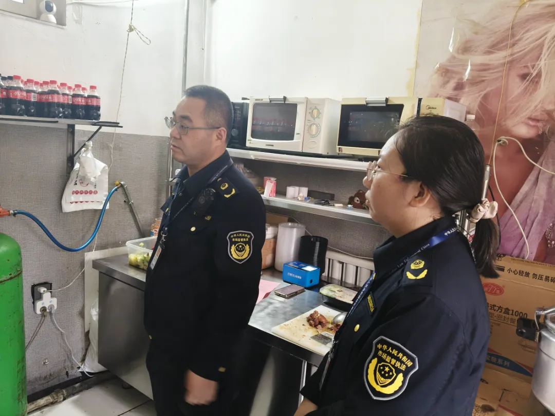 杏花岭区市场监管局:整治无堂食外卖 守护群众“舌尖安全”