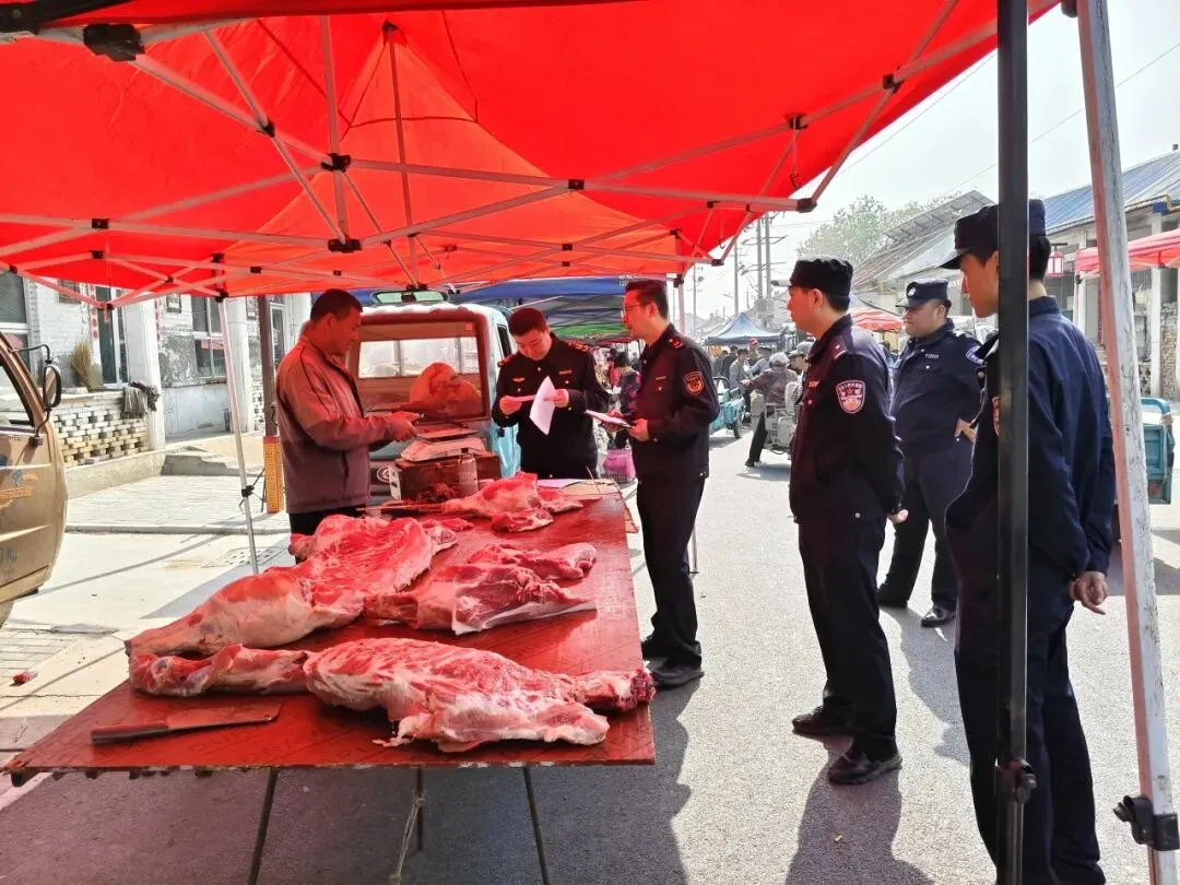 滨城区市场监管局开展《反有组织犯罪法》宣传活动