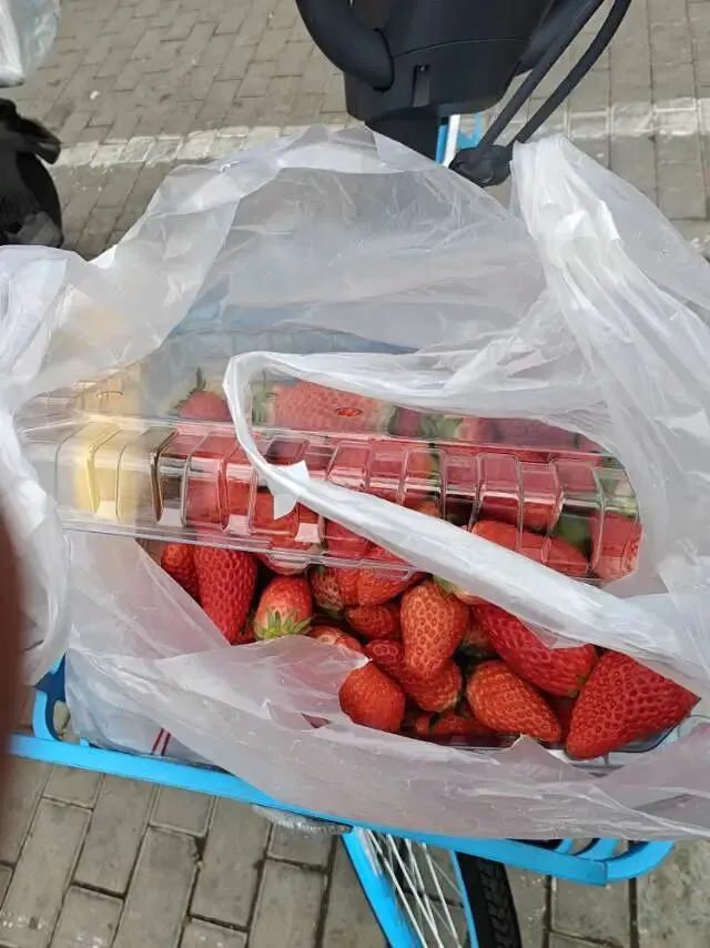 中午逛逛小关市场