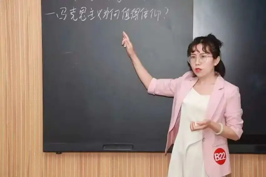 【行走田野】昆仑三重奏:符号、神话与市场交织的田野叙事