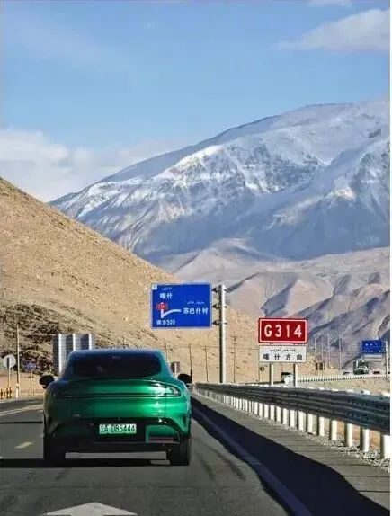 雷军污名化“营销大师”意欲何为?……