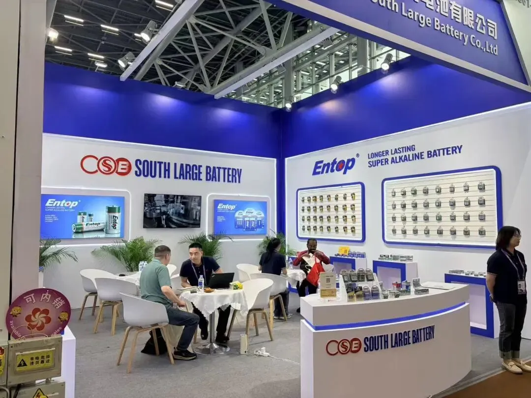 “小电池”转动“大市场”|南方钜大电池参展139届广交会