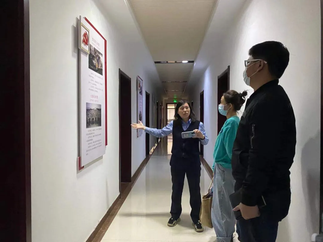 【创文进行时】市场监管局团支部举行“传承红色精神 砥砺无悔青春”党史主题团日活动