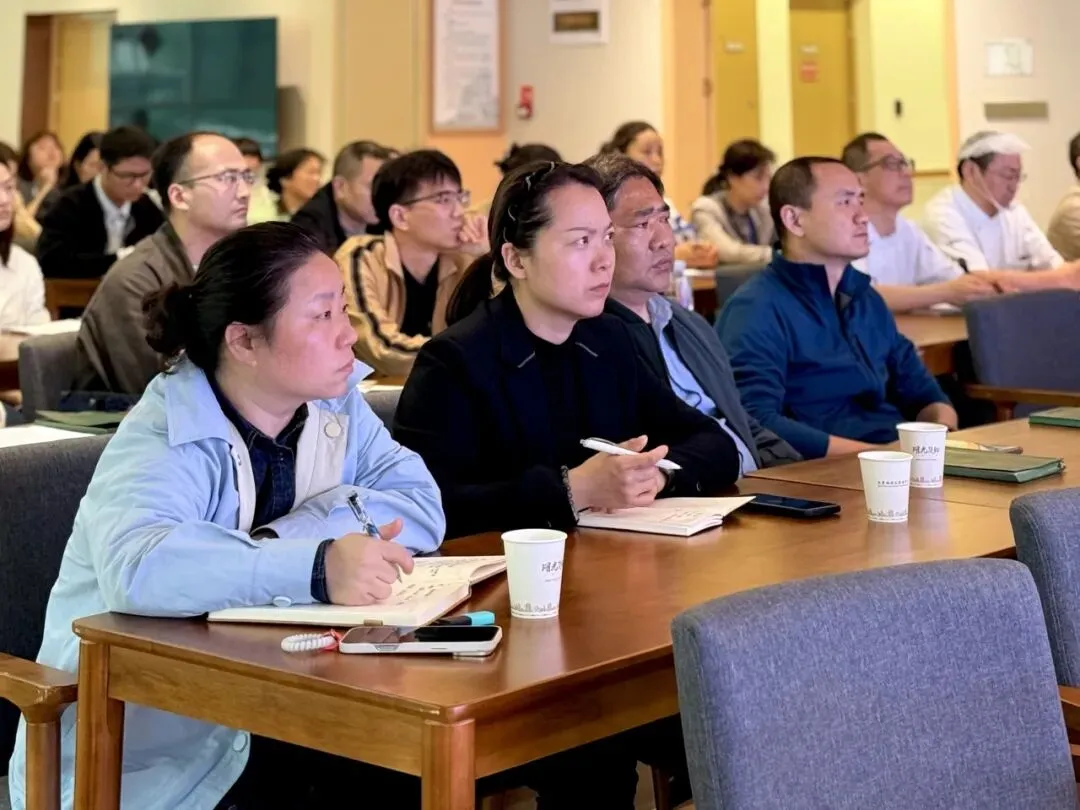 市场大讲堂专题培训走进水果湖综合养老中心:筑牢安全屏障 守护银发安康