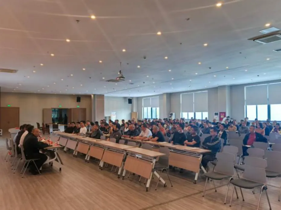 成都市郫都区市场监管局召开场(厂)内专用机动车辆专题培训会