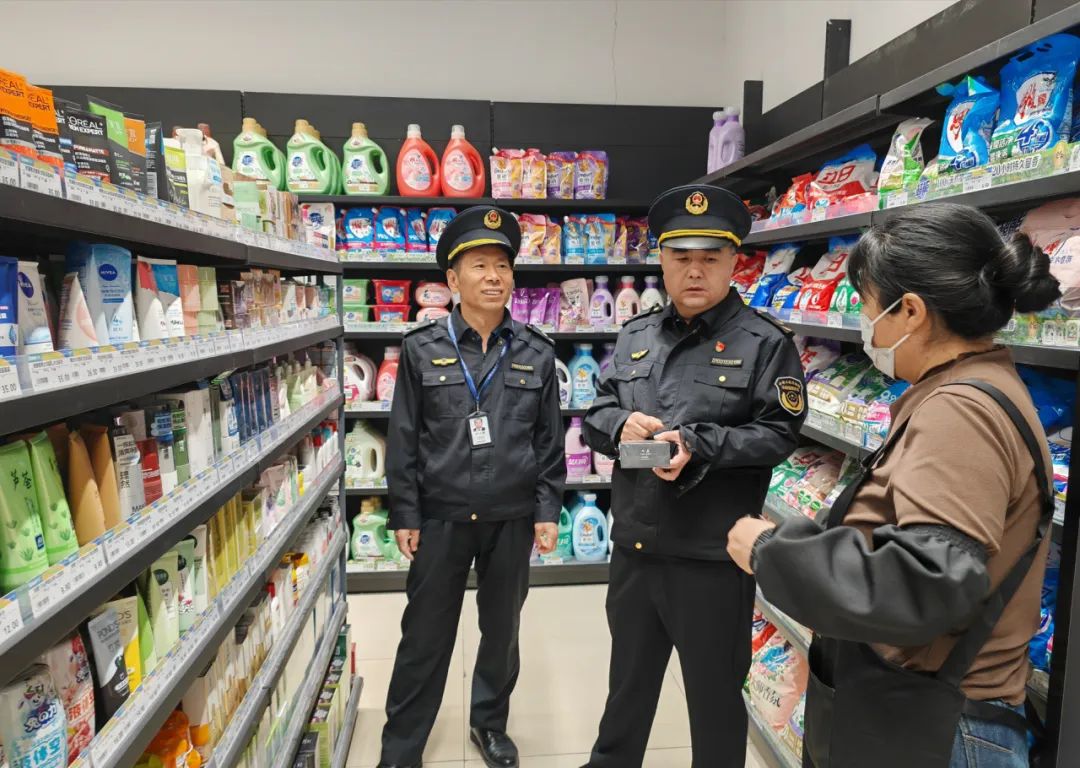 平谷区市场监管局开展化妆品专项检查,护航“美丽消费”