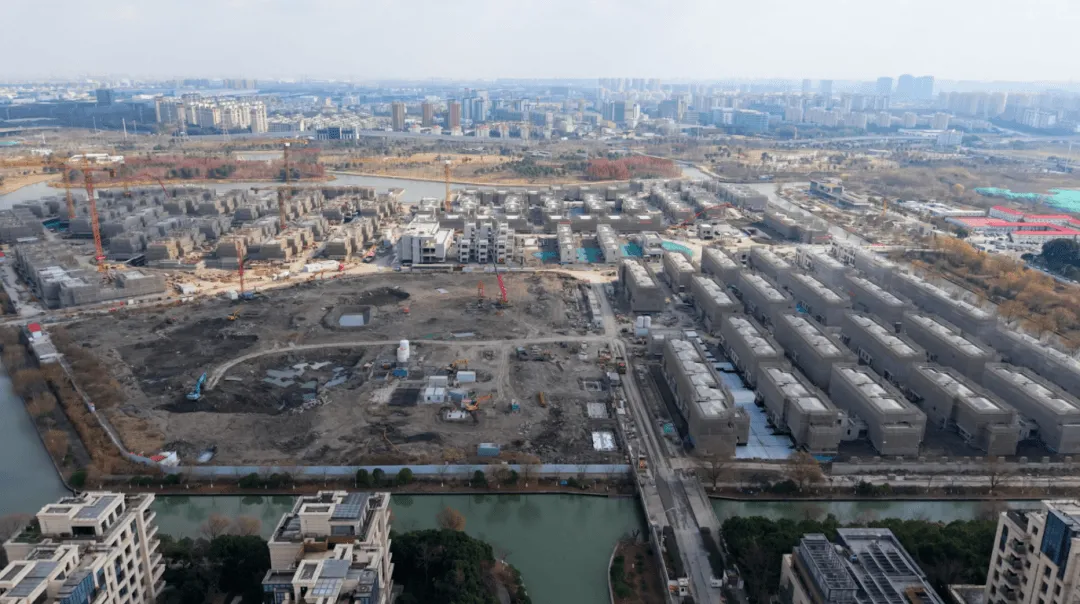 森兰绿城翡翠岛【营销中心官网】2026森兰绿城翡翠岛销售中心(售楼处)欢迎您|价格/官方户型/地址/环境/配套/交房时间/电话全覆盖