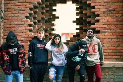 SR营销 | 同一款产品,为什么在不同人群眼中完全不同?解锁代际心理学,让你的跨境精准破圈