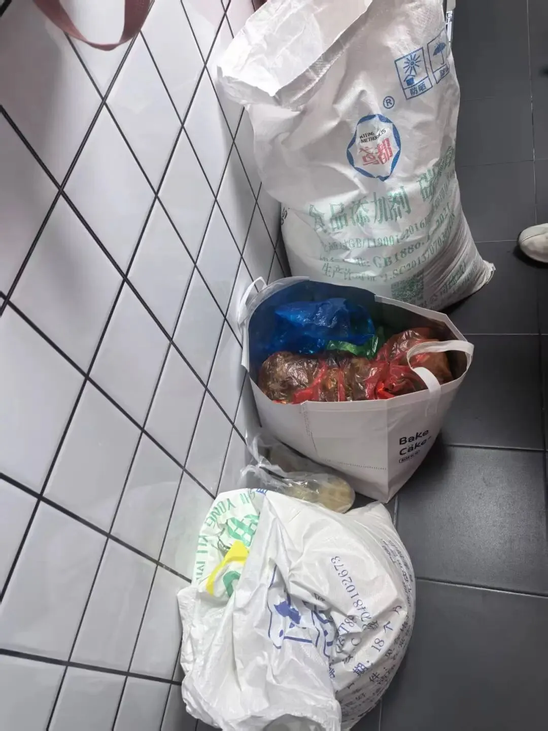 柘荣县市场监管局开展“阳光外卖 你我同查”专项行动以“三色榜”守护群众舌尖安全