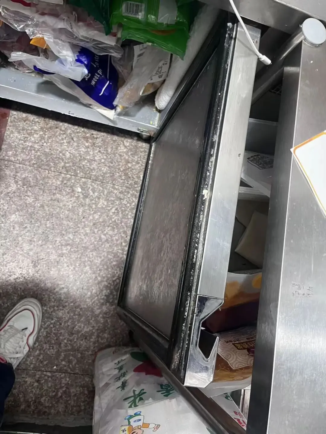 柘荣县市场监管局开展“阳光外卖 你我同查”专项行动以“三色榜”守护群众舌尖安全