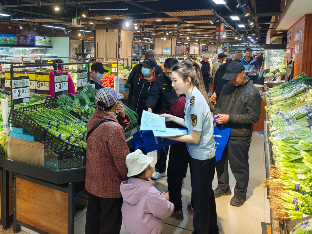虎林市市场监督管理局开展“放心消费”进商超主题宣传活动