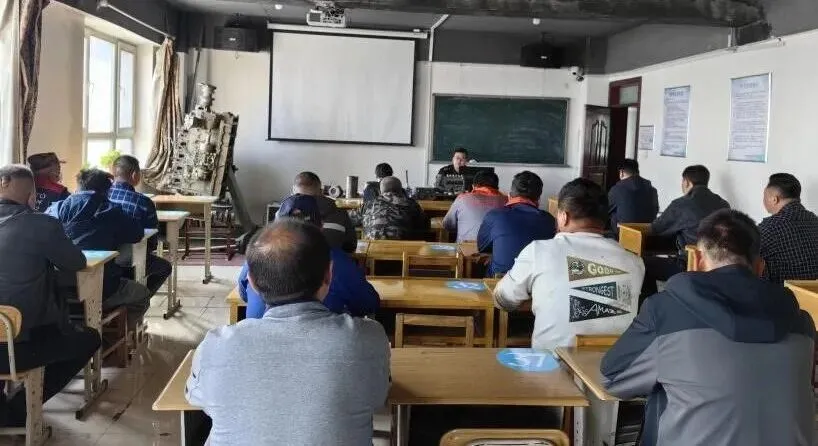 上门送教强安全!经开区(头屯河区)市场监督管理局开展叉车、起重机械特种设备专题培训