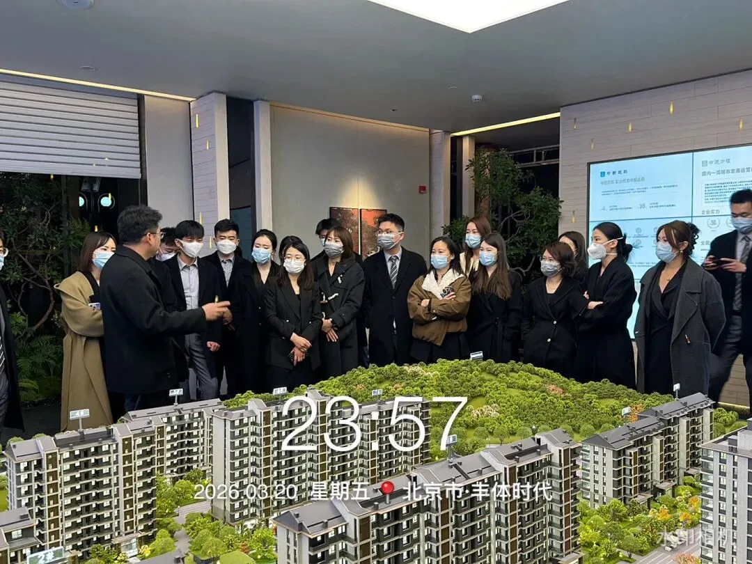 中建·方程国贤府营销团队:极限攻坚 首开破局