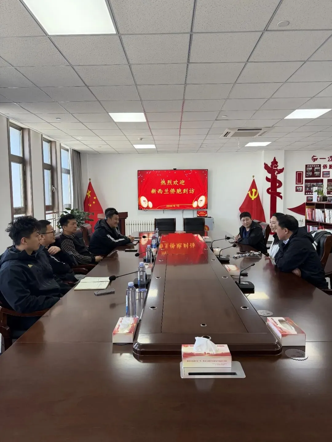 聚侨力拓海外市场 促交流谋合作共赢 —— 新西兰长江商学院秘书长王艳娇一行到访张家口市为侨服务中心