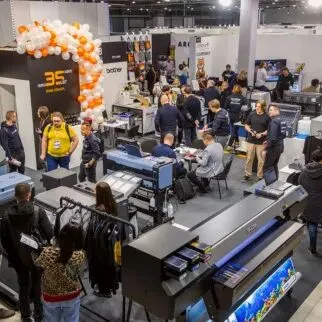 哈萨克斯坦广告市场须知: 市场 + 物流 + 政策三重利好