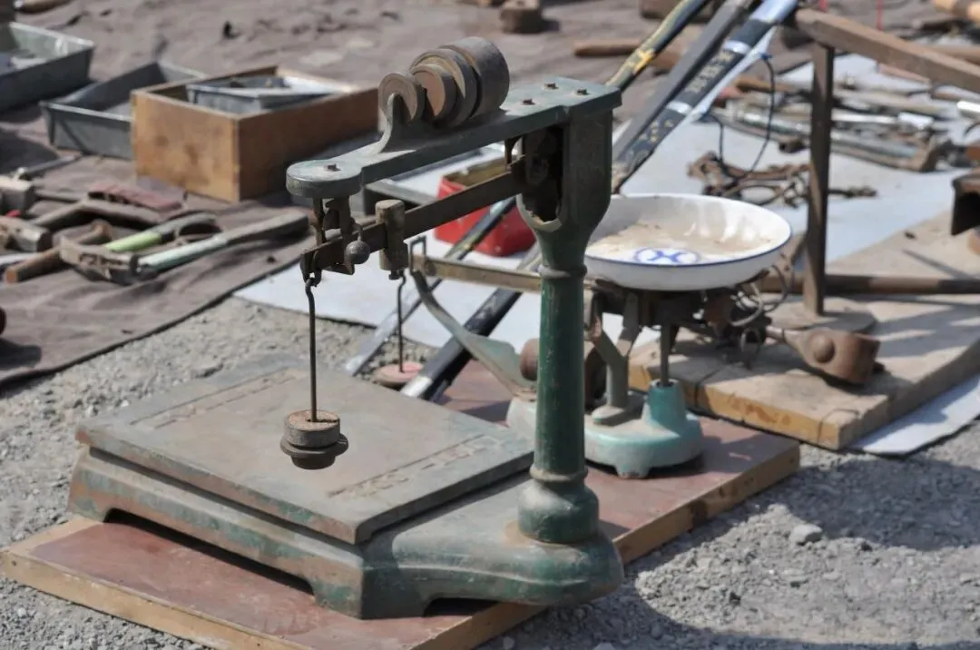 古玩市场七个稀罕老物件,奶奶辈人的回忆,看都有啥