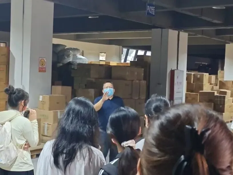 仰恩大学25级市场营销专业学生赴欧乐环保公司开展认知实习