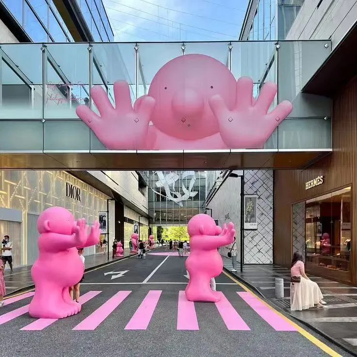 【品牌雕塑美陈】美陈雕塑市场规模破500亿:中小企业的机会在哪里?& 十五款城市潮流IP美陈装置