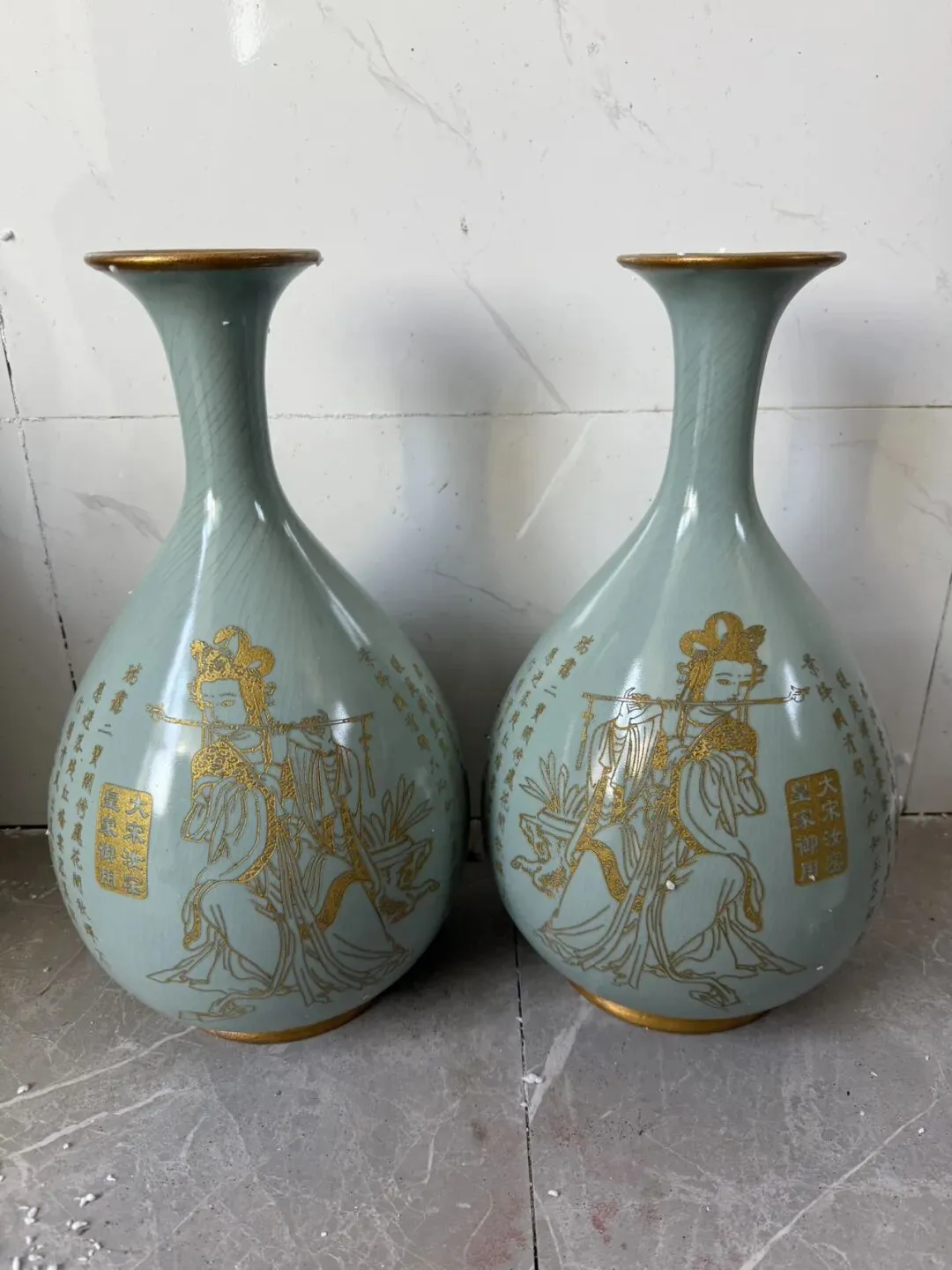 未来是民藏的天下,中国民间收藏市场正迎来了“黄金时代”.老藏家,保好你的收藏!