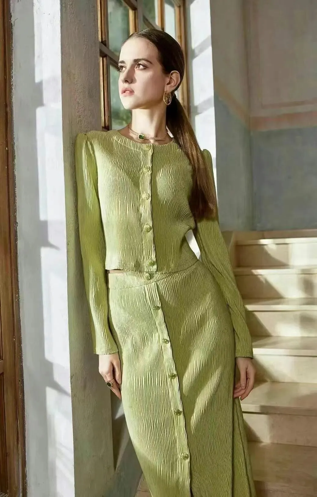 广州大牌尾货服装市场直播间怎么找品牌尾货货源