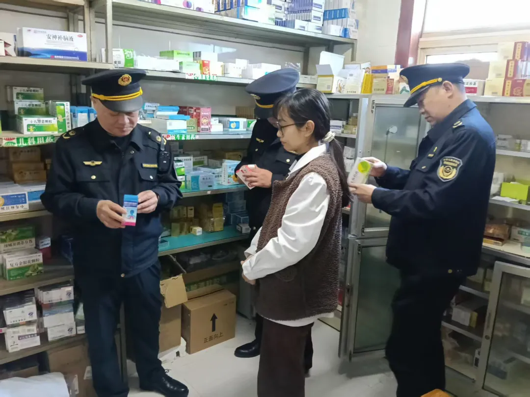 市市场监管综合执法支队积极开展药品安全专项执法行动
