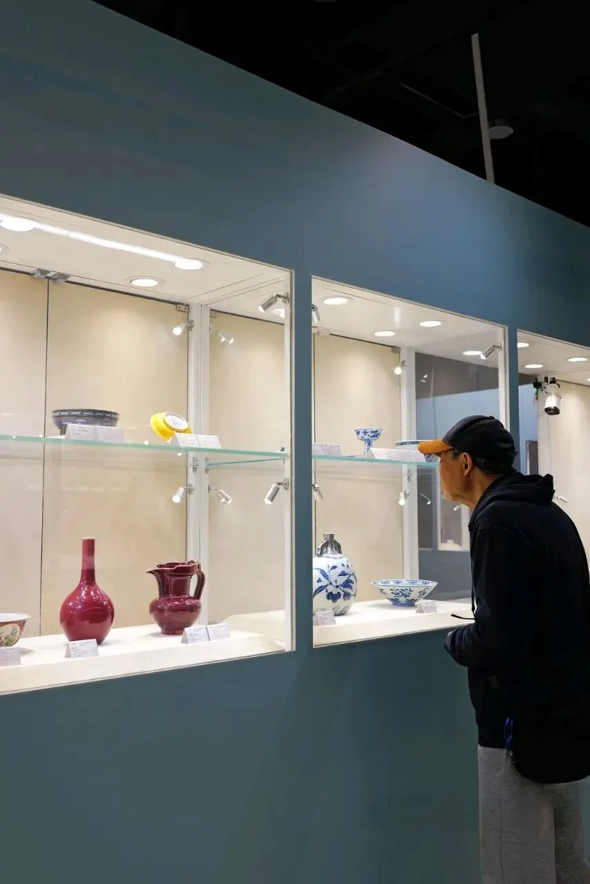 冰火两重天!市场疯狂撕裂:普品死、高货疯,2026香港将引爆民藏变现终极狂潮!赤裸裸的现实!香港民藏变现将掀起资本血拼!