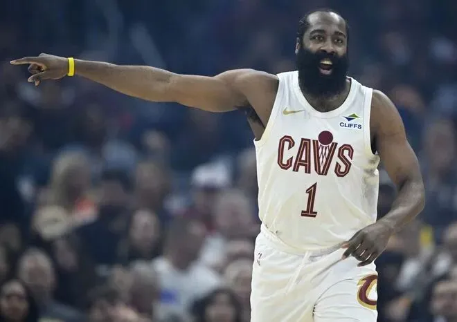 炸了!拒绝4200万!进入自由市场!哈登疯了