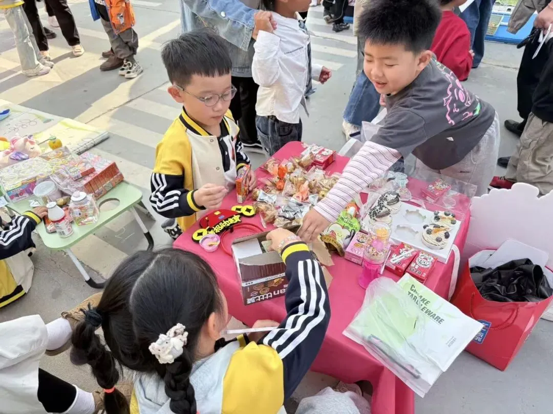 【班级风采】萌娃“趣”当家,跳蚤市场乐翻天–盐山县直幼儿园大一班主题活动大富翁之旅完结篇(三)
