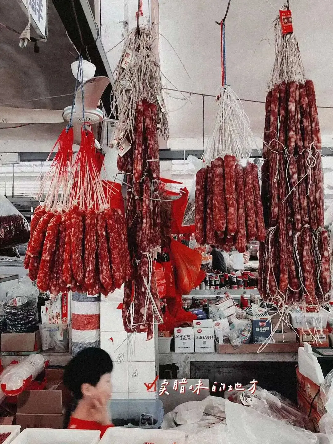 小镇上的塘缀市场