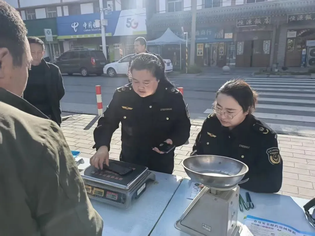 精准计量惠民生 趣味科普入人心——凤州市场监管所开展计量惠民检定活动