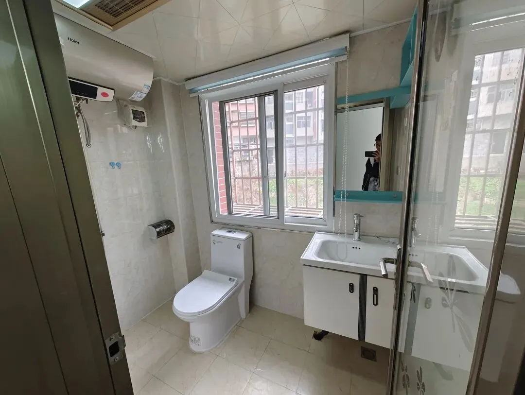 出售】双水市场监督管理局对面步梯这4楼,120.36㎡三室两厅两卫复式楼,精装修关门卖,证件齐全可按揭,随时看房