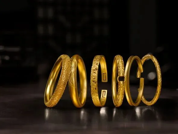 老铺黄金:净利近50亿,为什么市场重新给它定价?