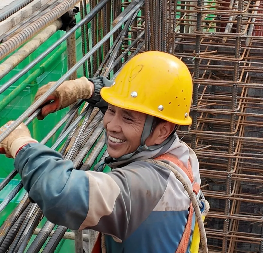 美姑县大型集镇及农产品批发市场项目建设提速 施工现场掀起施工热潮