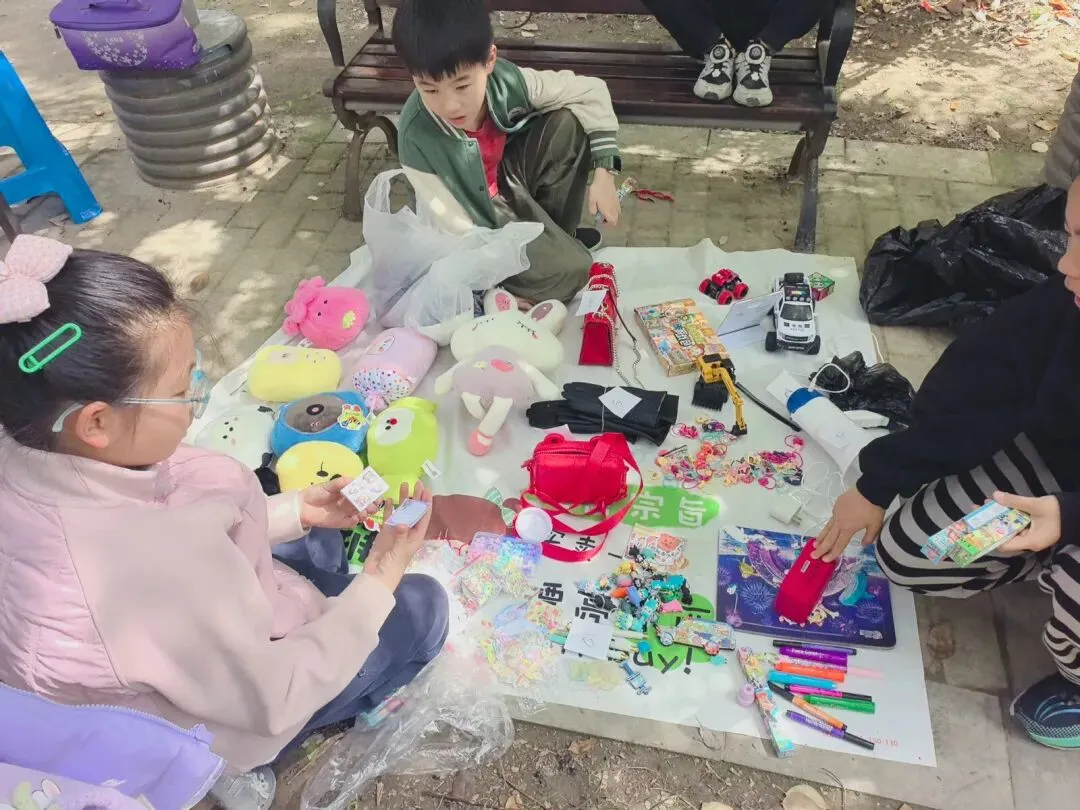 物尽其用,邻里共享丨祥和花园跳蚤市场热闹开“淘”