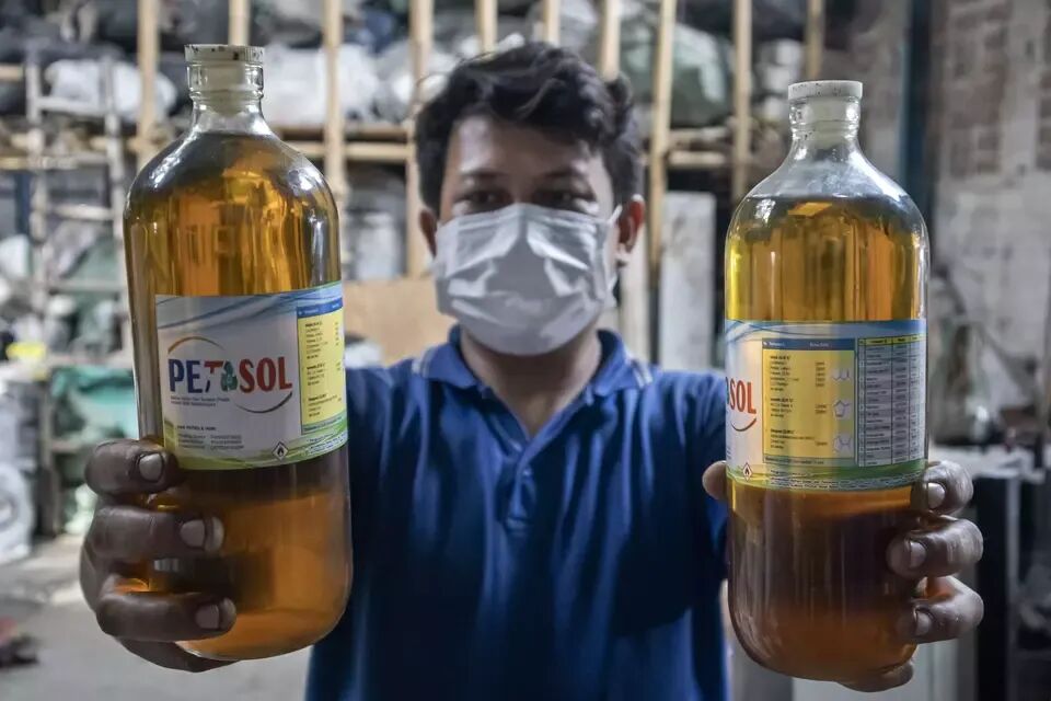 万吨级项目密集扩产,全球废塑料制油市场规模冲刺24亿美元、国际监管与博弈丨ChemRePlas化学循环周报