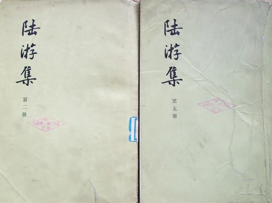 新书出版艰难,旧书市场火热,原因何在?