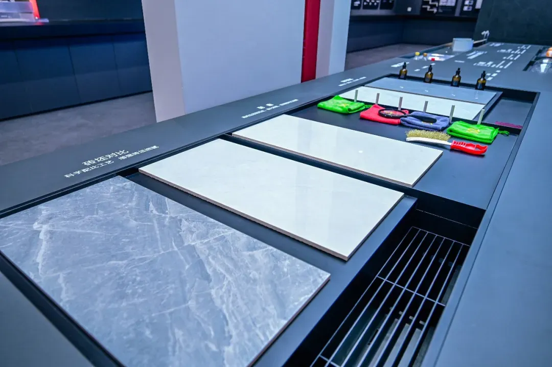 方向集团:获“市场好瓷砖”认可