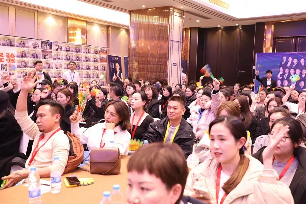 如何细致考察服装市场