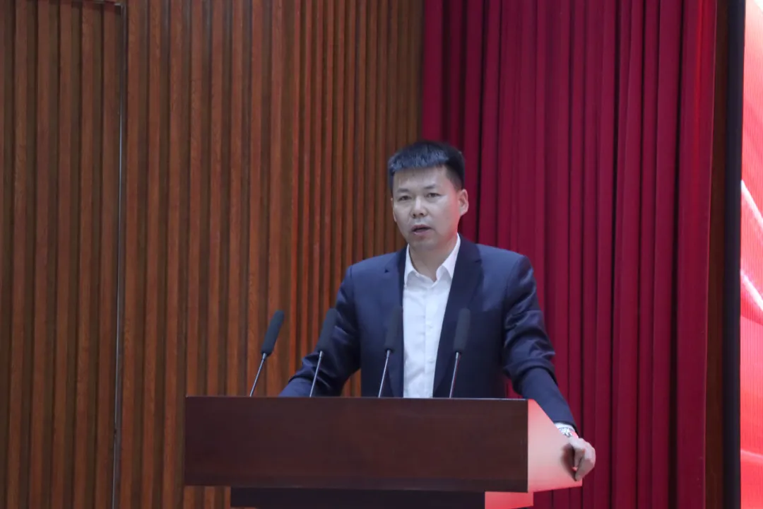 蔡洪坊新闻‖蔡洪坊酒销售公司召开2026年一季度员工激励大会