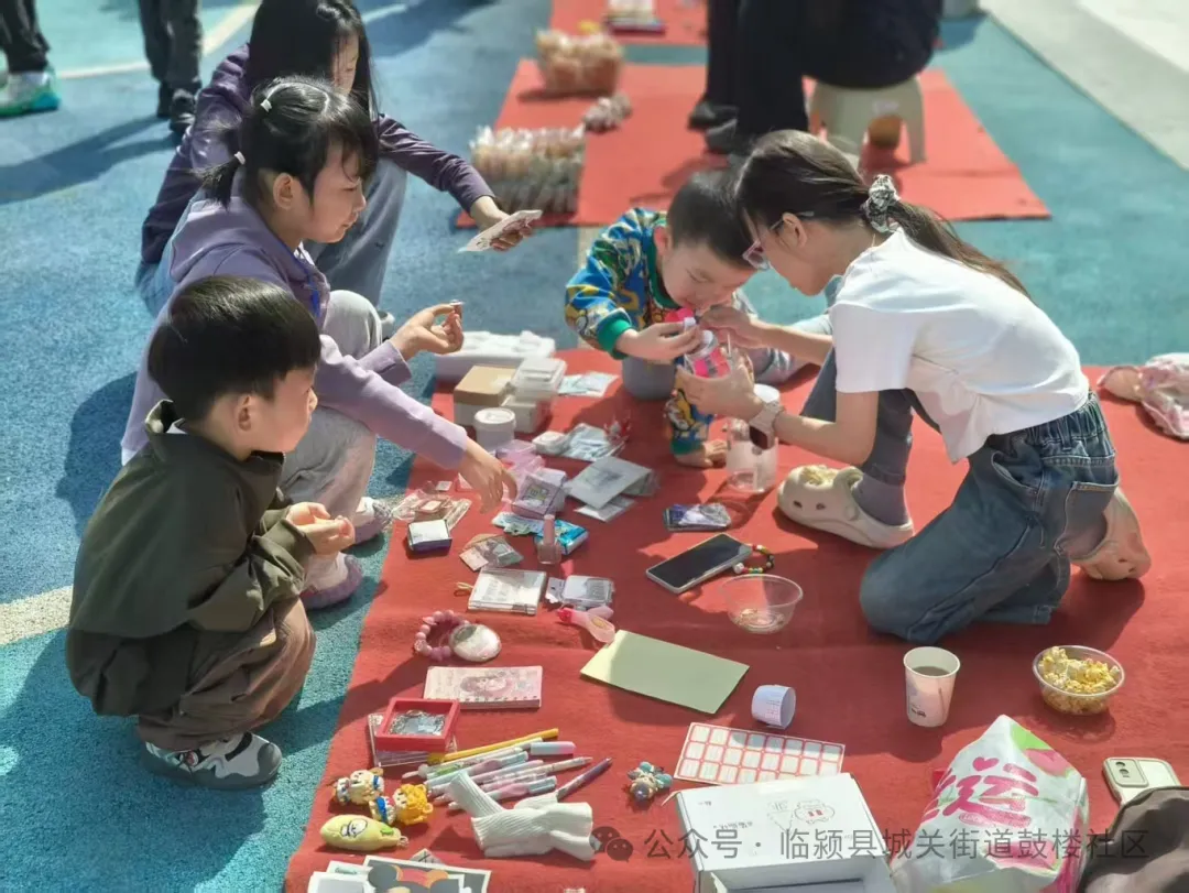 临颍这种跳蚤市场整的挺好