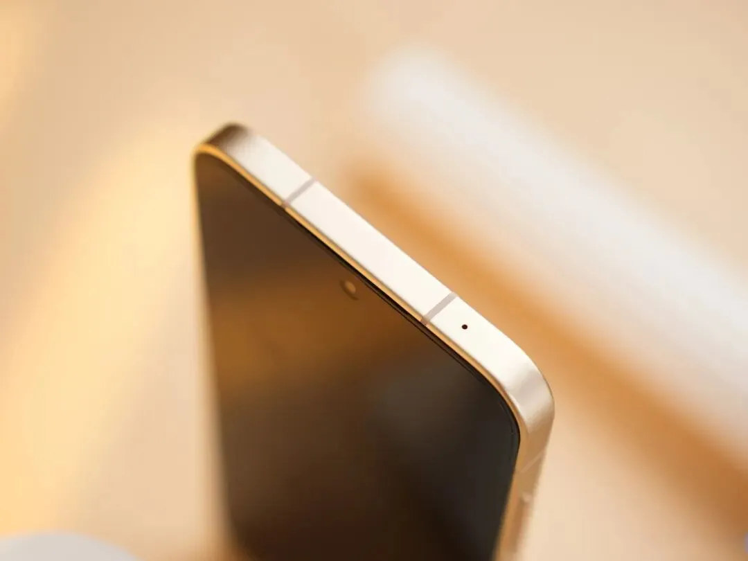 千元机市场全面涨价?这款国产神机却逆势降价,16+512GB仅1529元,跑分186万还防水!