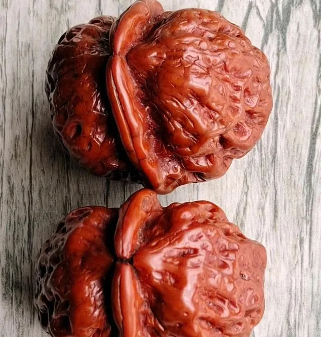 文玩市场惨淡啊!从10几万暴跌到几千几百,文玩手串的寒冬来了