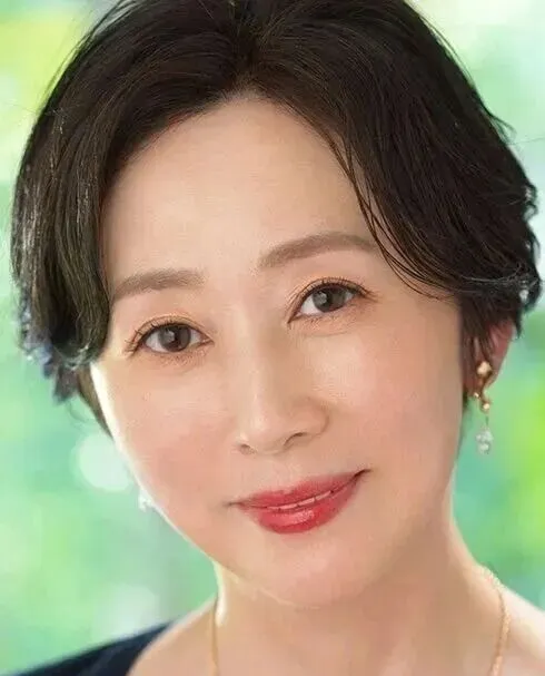 56岁跨界当演员,勇气可嘉还是话题营销?