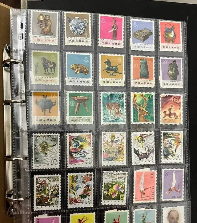 我从1985年开始集邮,如今市场已崩盘,家中藏品成为废纸痛哭流泪