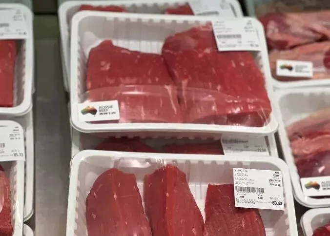 “人造假牛肉”市场泛滥!做法极其恶心,教你一招分辨,以后买牛肉认准这4点就可以!