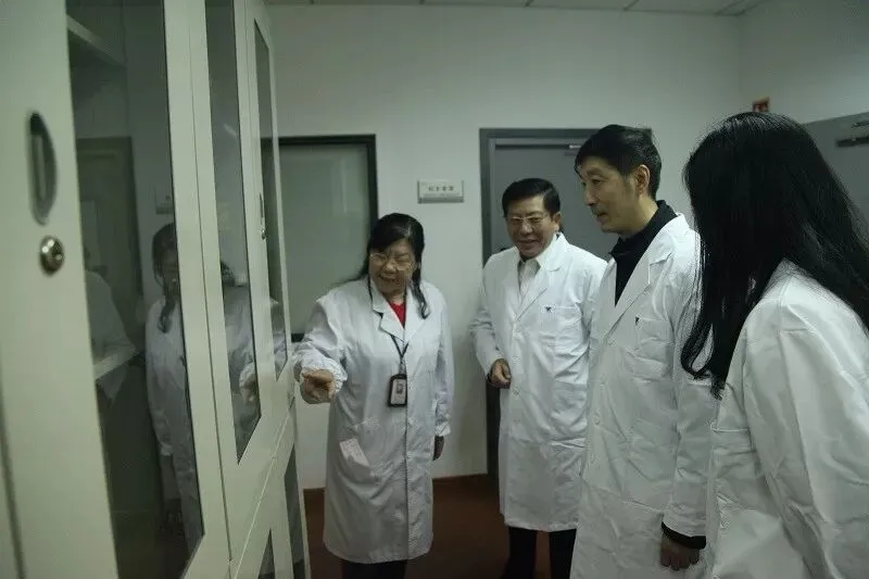 [动态]市市场监管局陈学军局长调研市药监局直属事业单位