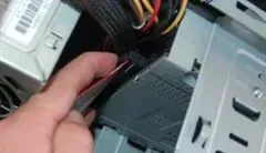 《计算机维修工》计算机硬件组装与维护、电脑硬件故障排查与解决方法、系统之外围设备、数据备份与恢复-高级重点考试学习